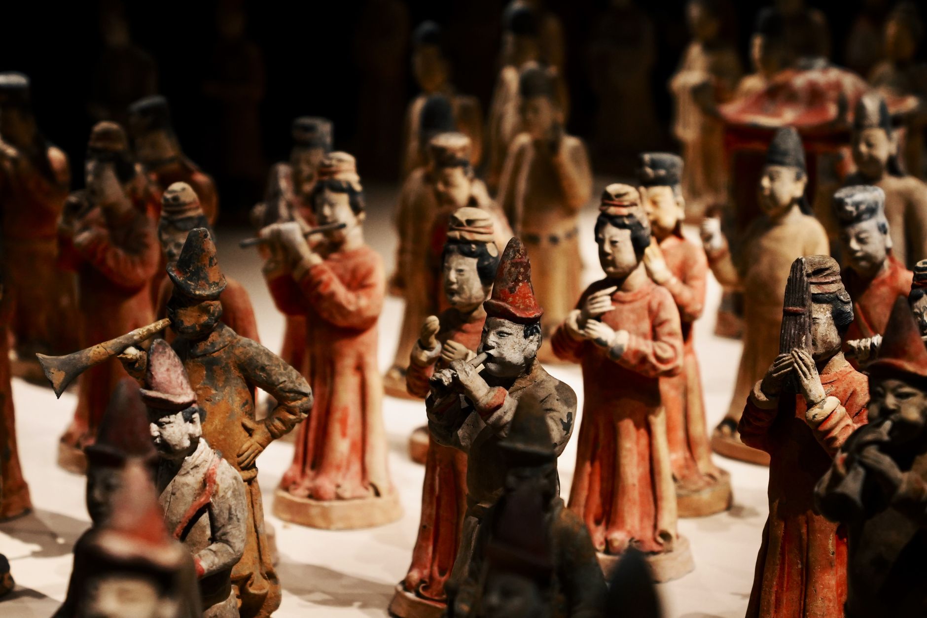 東アジア美術品の展示のイメージ