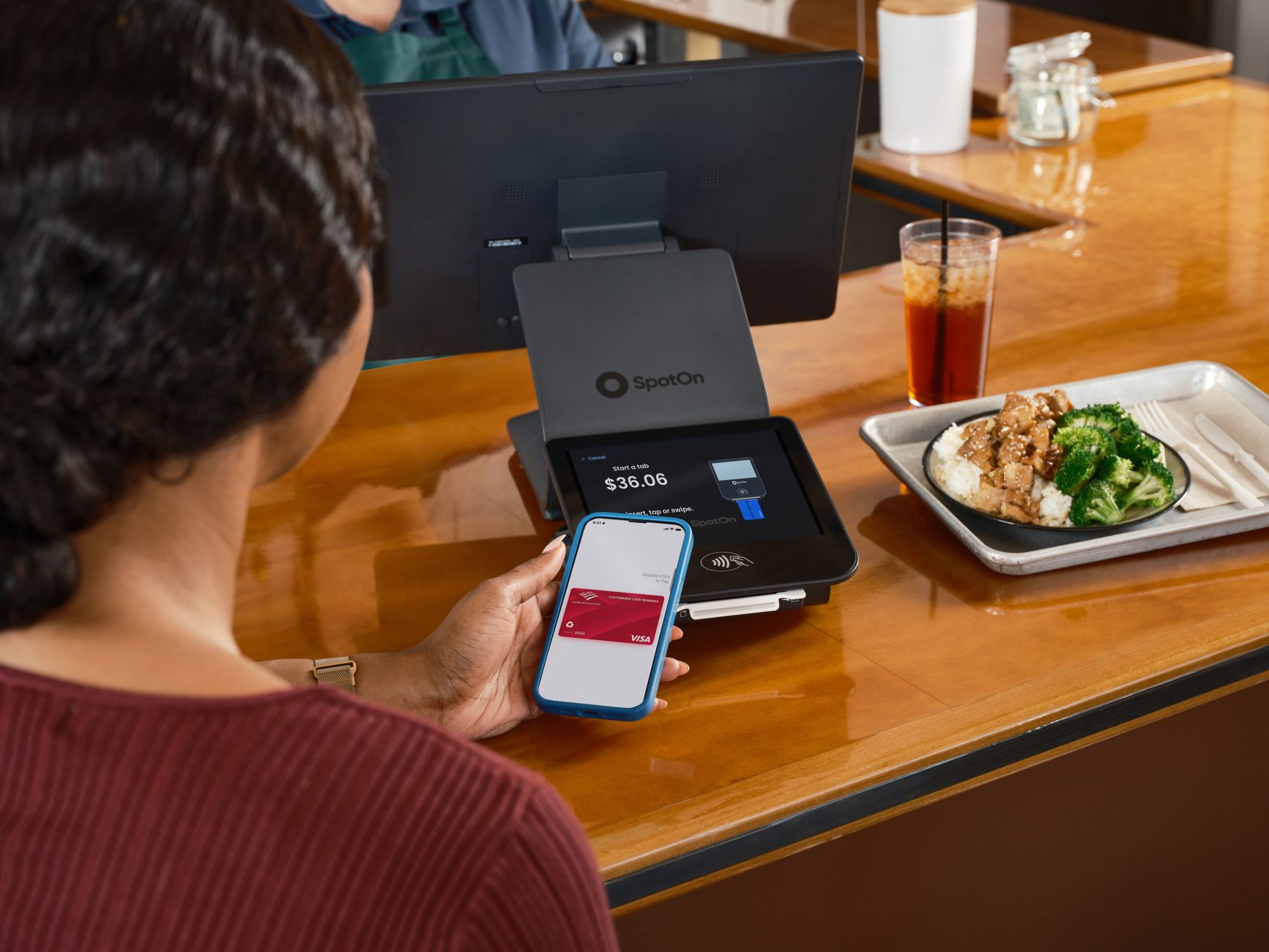 iPhoneでApple Payを使うイメージ