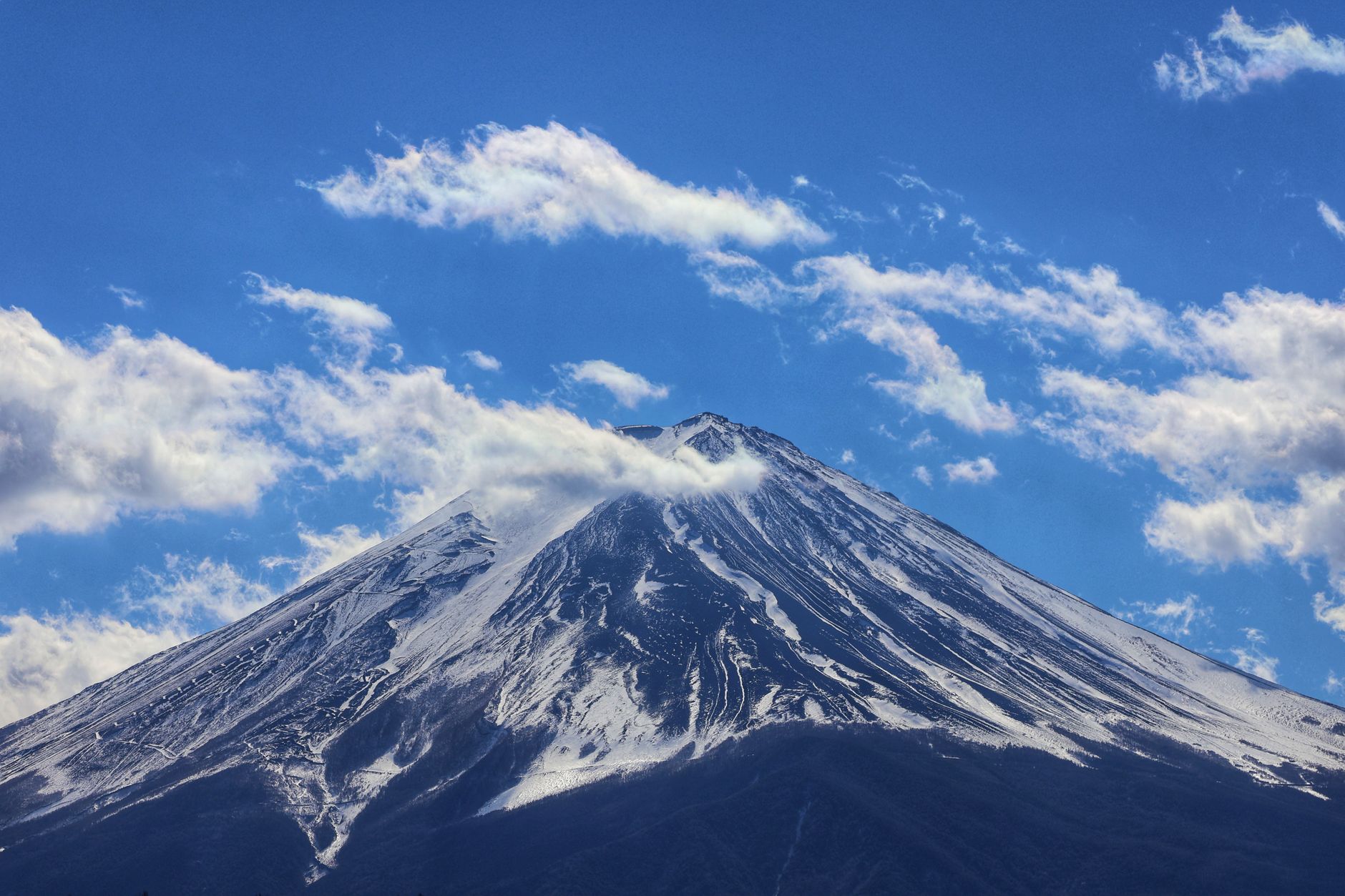 富士山の山頂付近