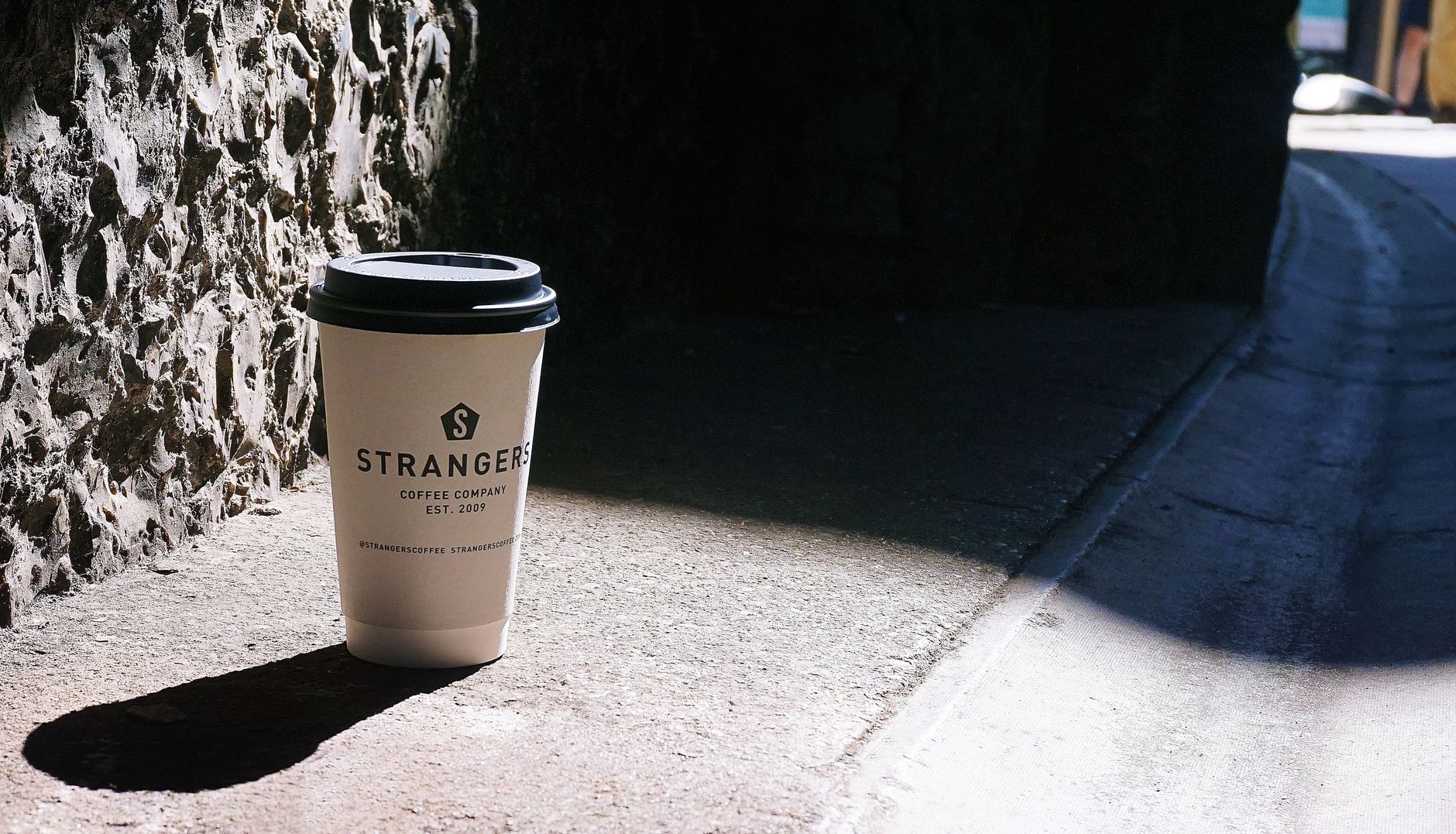 テイクアウトのコーヒーカップ